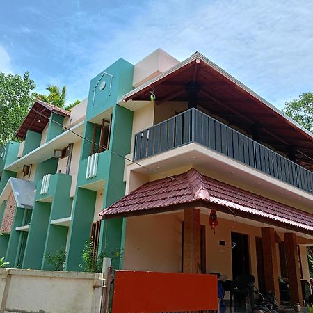 Munroe Coconut Homestay Mundrothuruth Exterior photo