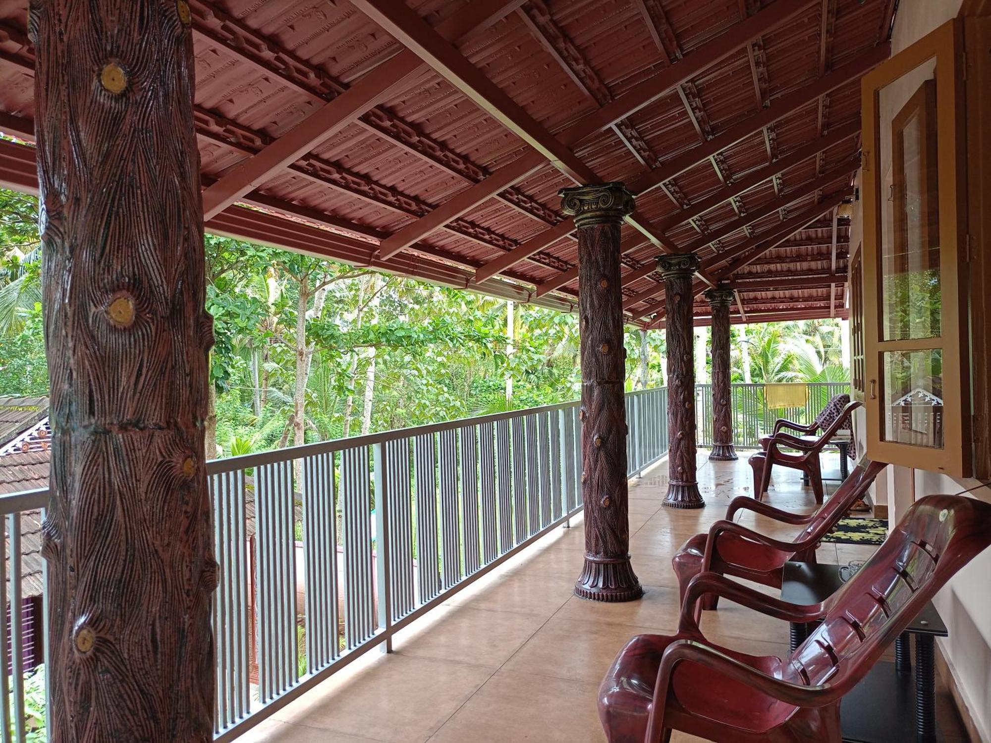 Munroe Coconut Homestay Mundrothuruth Exterior photo