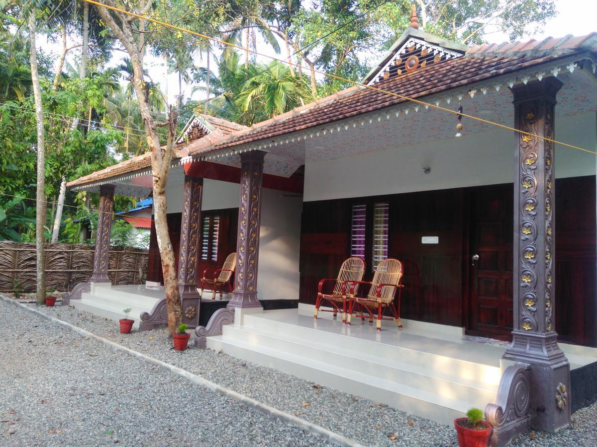 Munroe Coconut Homestay Mundrothuruth Exterior photo